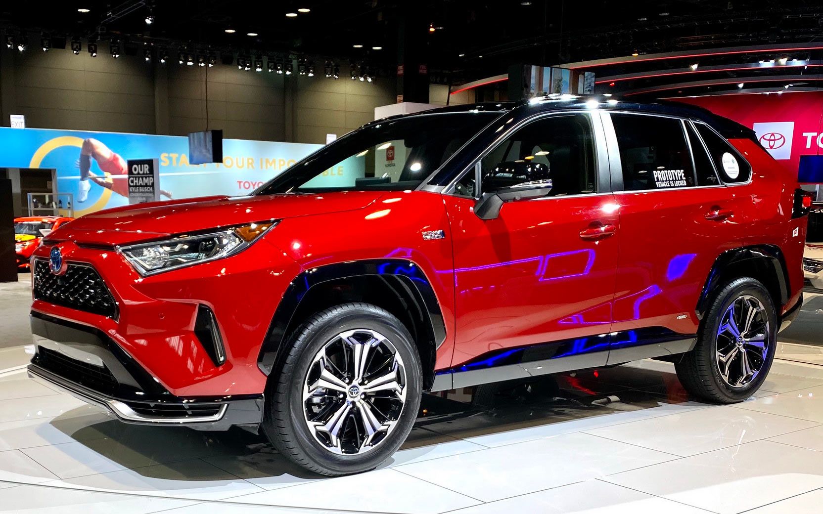 1080p60fps2021年款丰田荣放phev的外观内饰颜值赏析