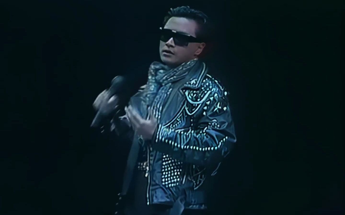 4k修复暴风一族张国荣录音轨配2个现场的画面练习瞎剪