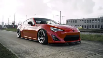 Video herunterladen: Bagged Toyota GT86 | Chays