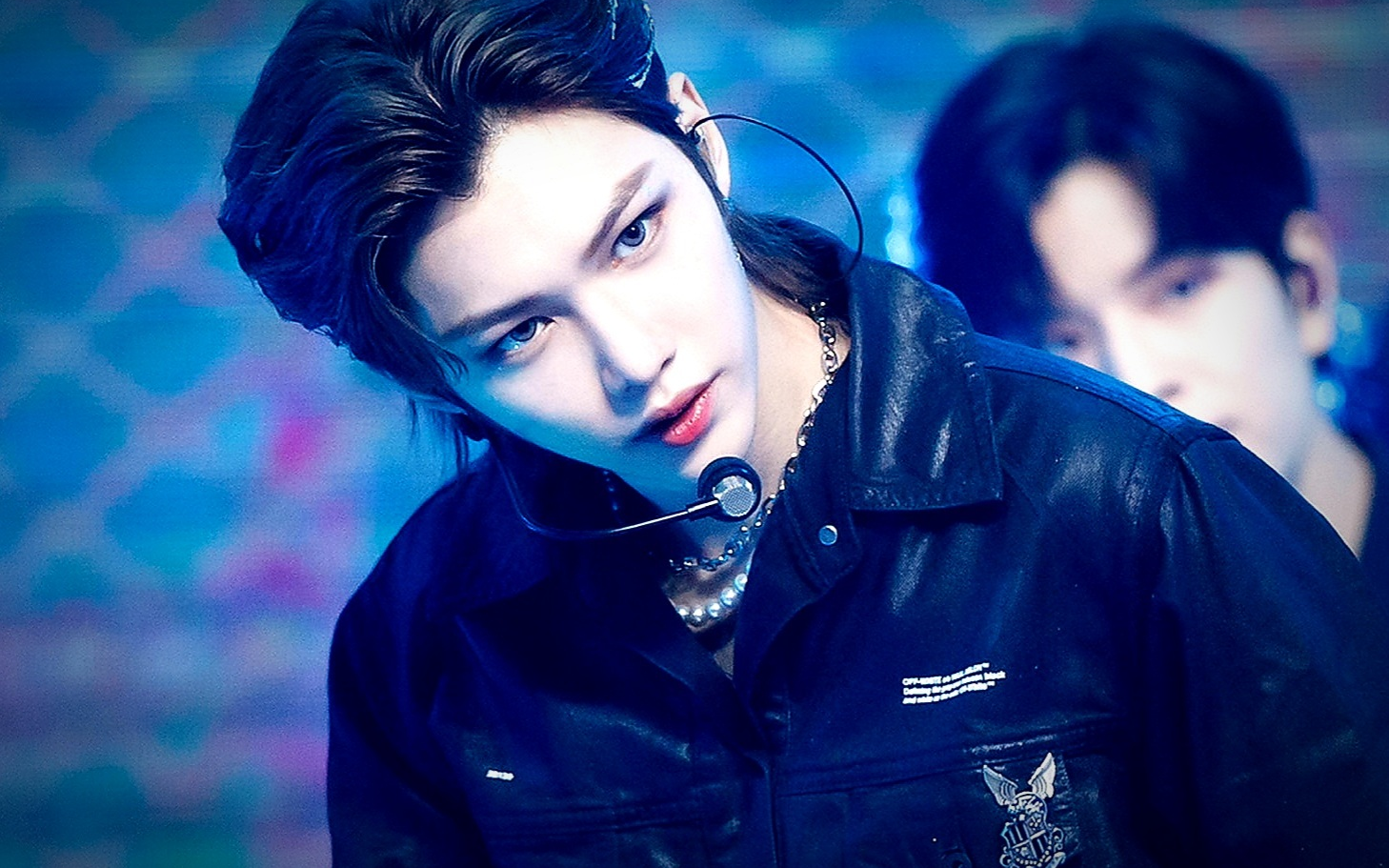 back door/145w (200916 周偶)