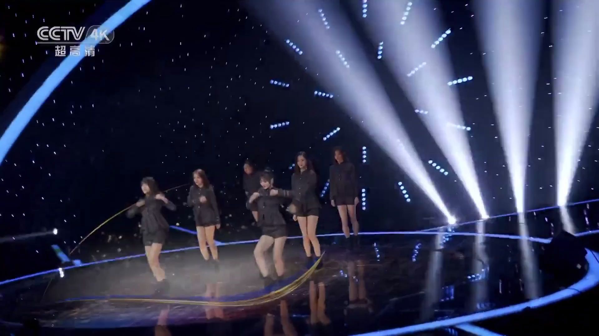 cctv4k乐享汇半糖系女团superstar