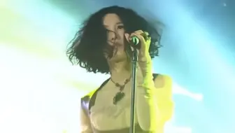 黄宣喊话尚雯婕，觉得她很有趣，是他很欣赏的音乐人！