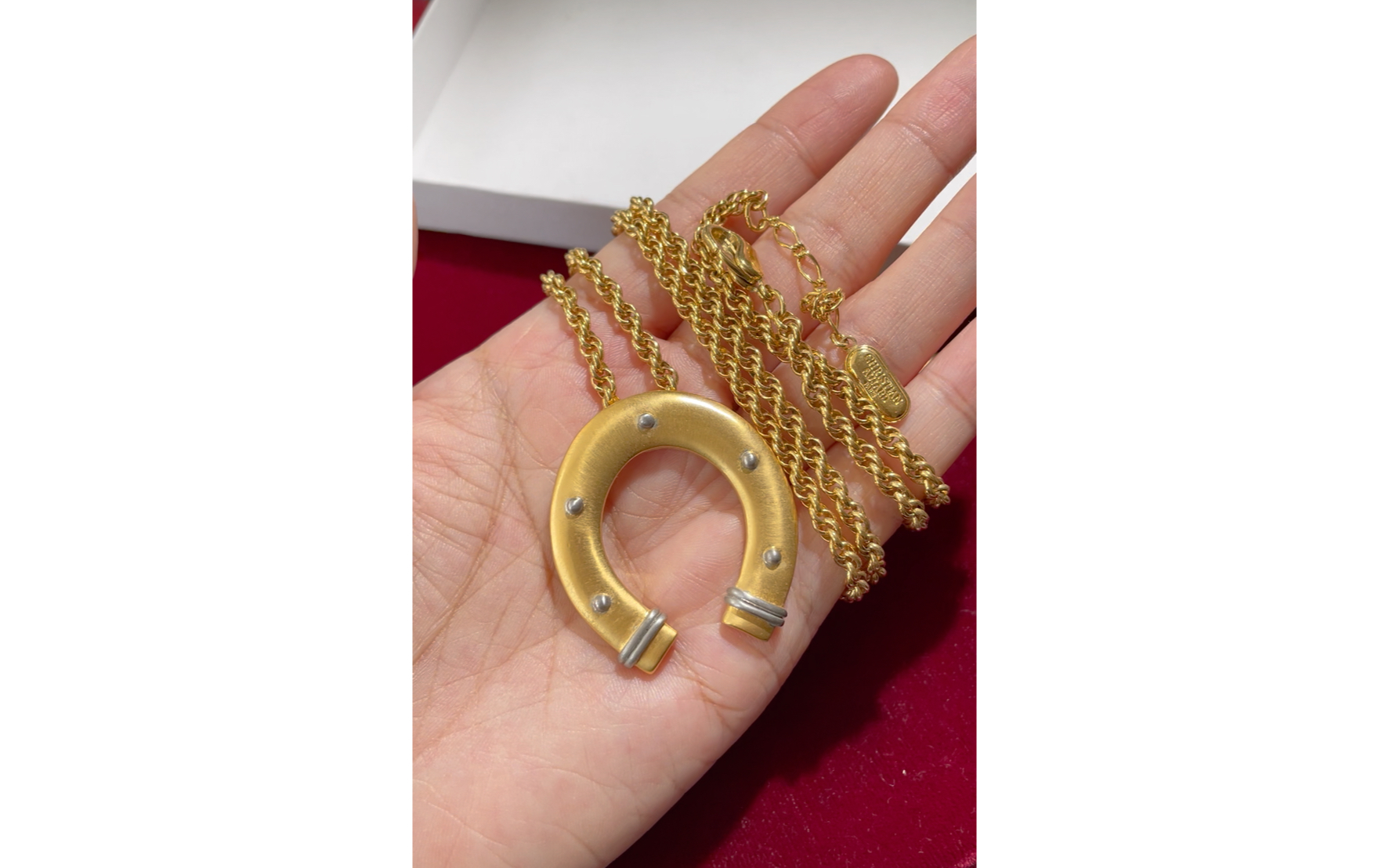 christianaujardfrompairs幸运马蹄项链