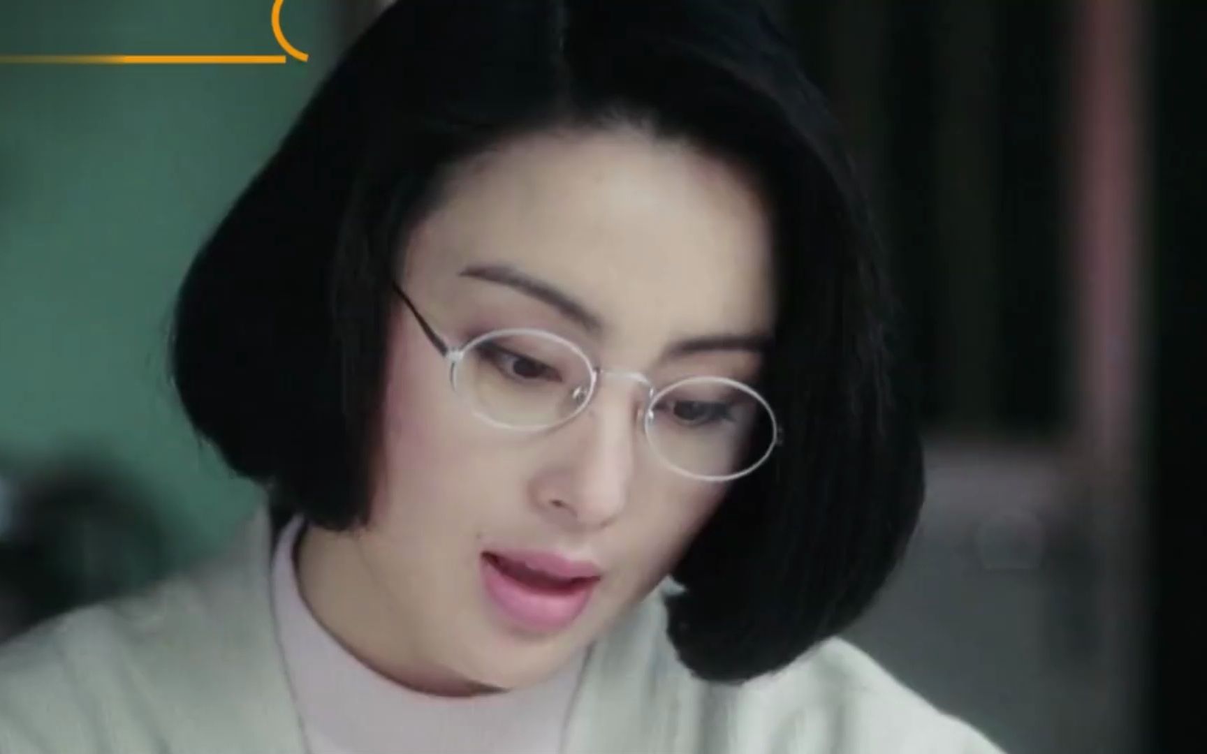 盘点:张敏三次演美女老师,被男老师追,又被周星驰追,太搞笑了