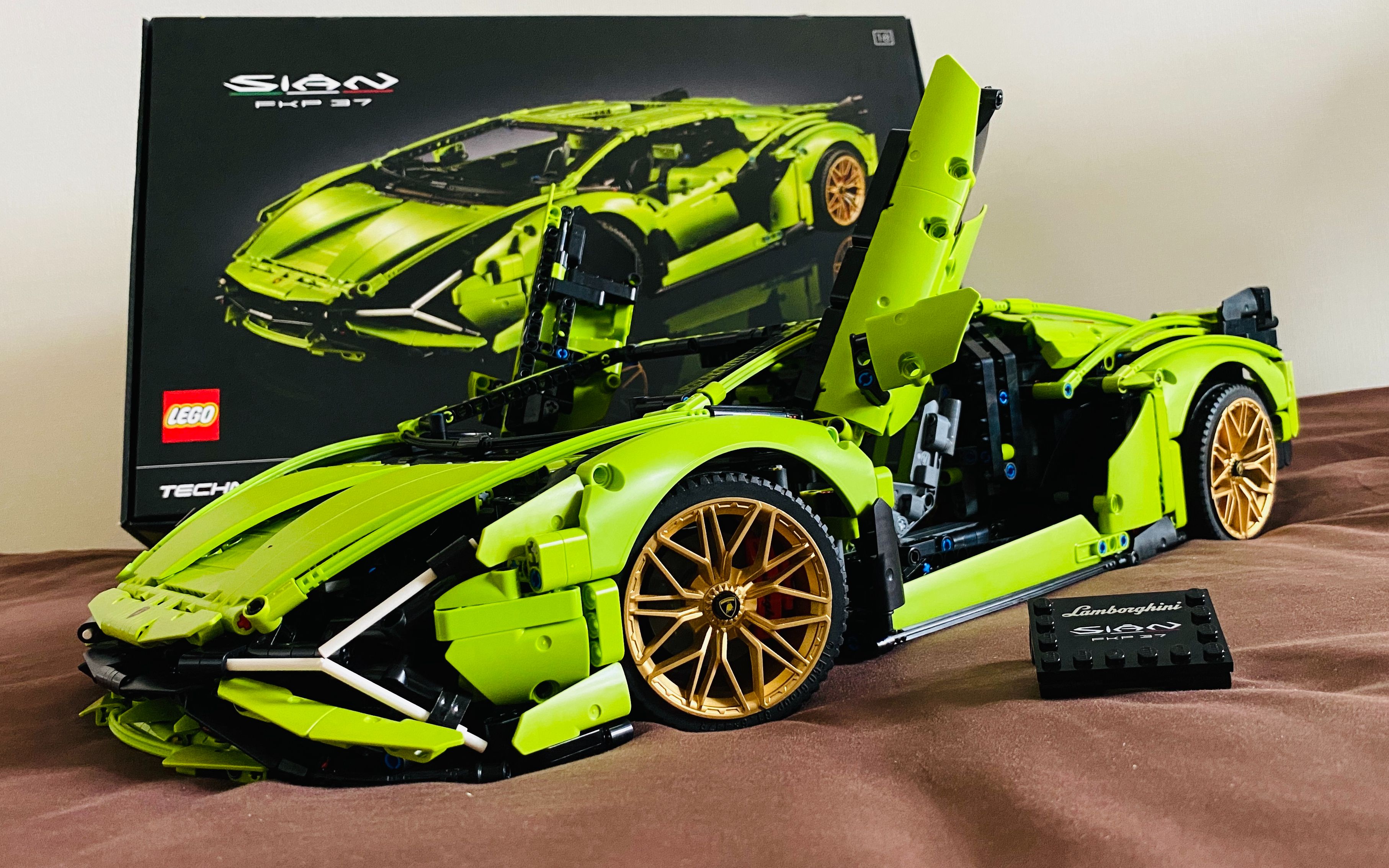 乐高兰博基尼sian拼装过程记录 100倍速