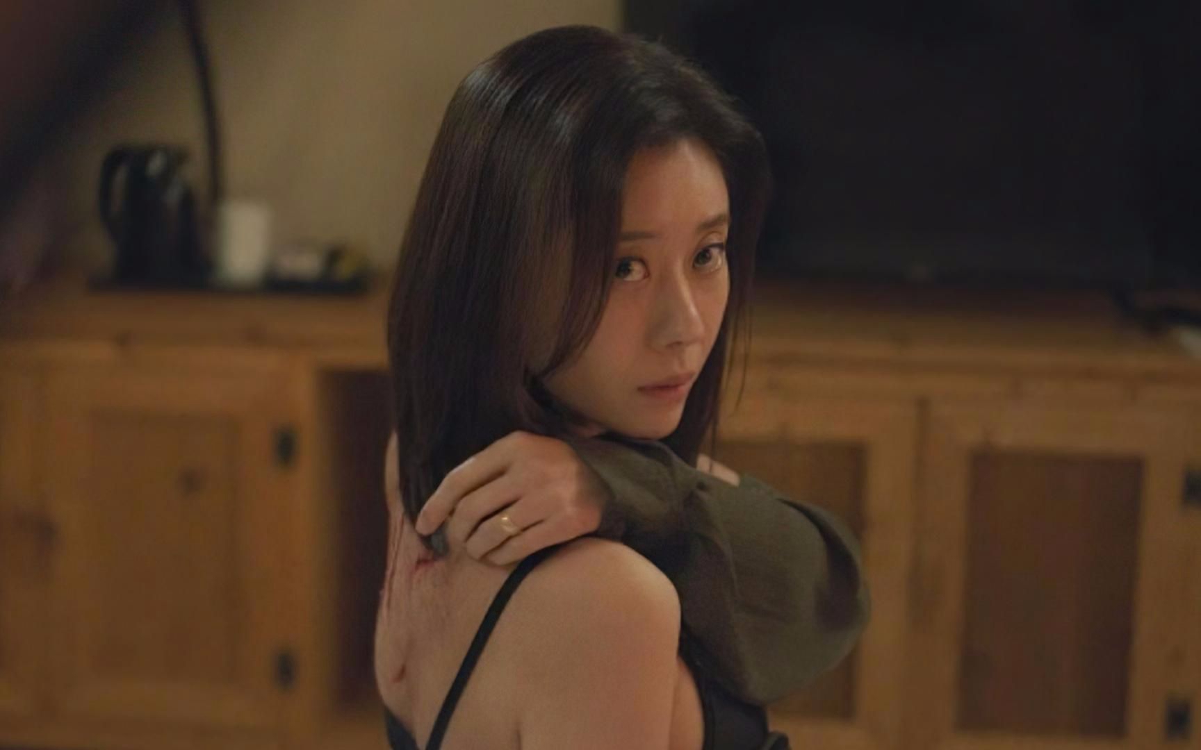 2022高分韩国电影,韩国财阀为所欲为,肆意享乐太疯狂