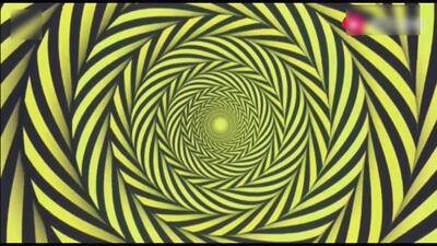 神奇的视觉错觉,盯着图片中心,你会忘记你自己!