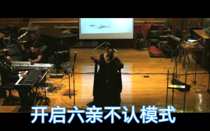 [图]【“巨炮男高音”六亲不认的力量感】美国女低音Gwendolyn Brown演唱Soon I Will Be Done致敬Mahalia Jackson