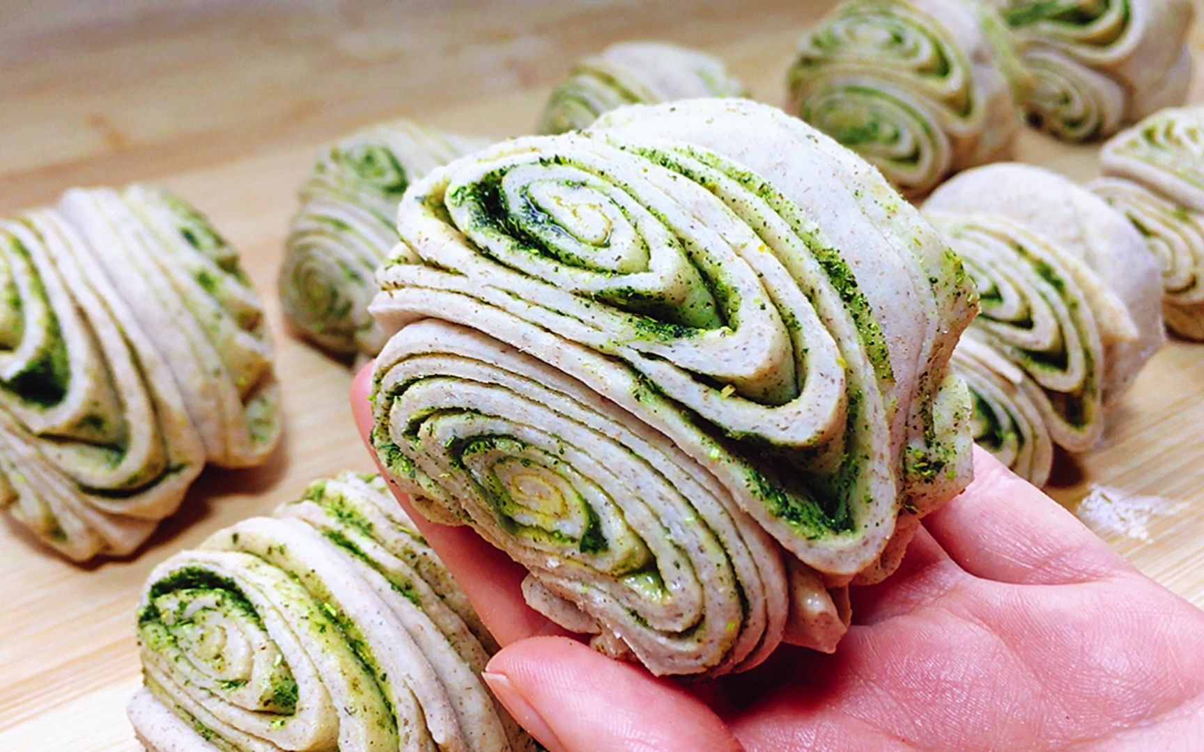 这才是香豆花卷最简单好吃的做法,花卷出锅层次分明香味十足