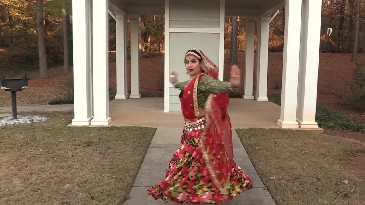 [图]印度舞教学（316）HOW TO PERFORM GHOOMAR PADMAVATI -TUTORIAL PART 2