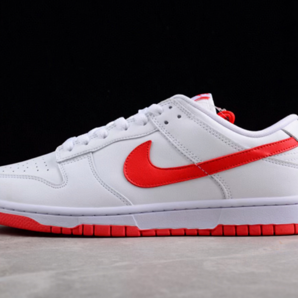 満点の 美品 NIKE DUNK LOW SP 白×赤 25cm スニーカー - hilwawater.sa