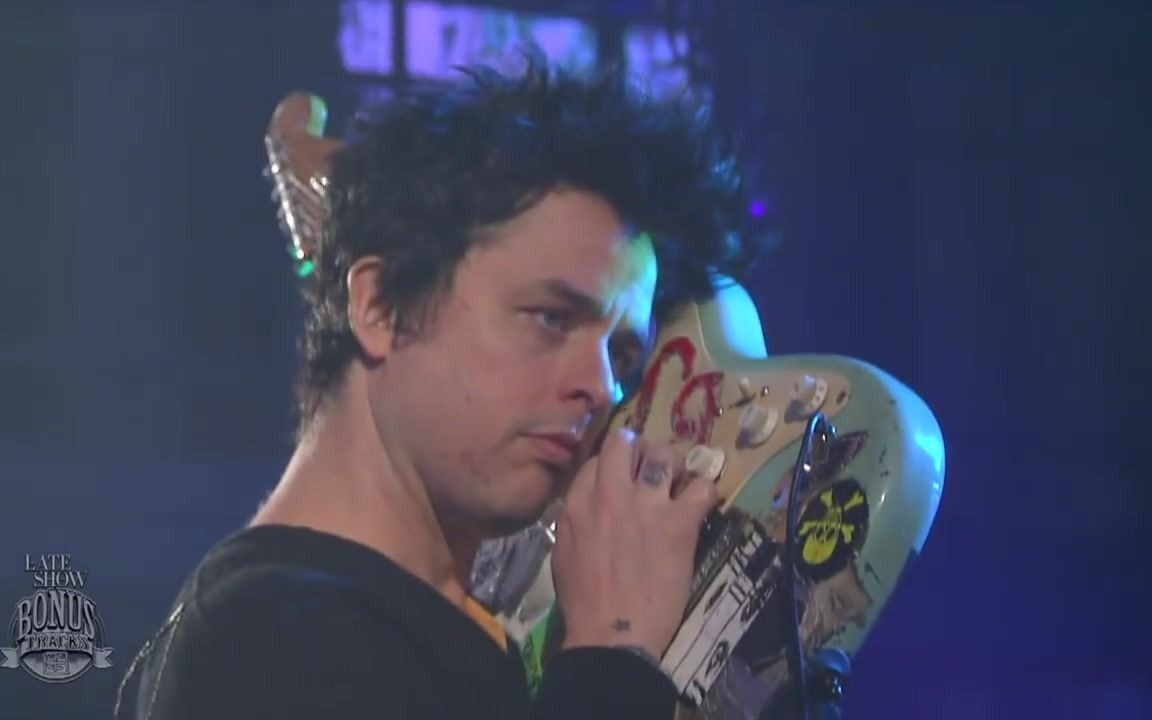 [图]绿日扣扣熊深夜秀花絮Forever Now等等现场.The Late Show Presents-Bonus Tracks.Green Day Edition.