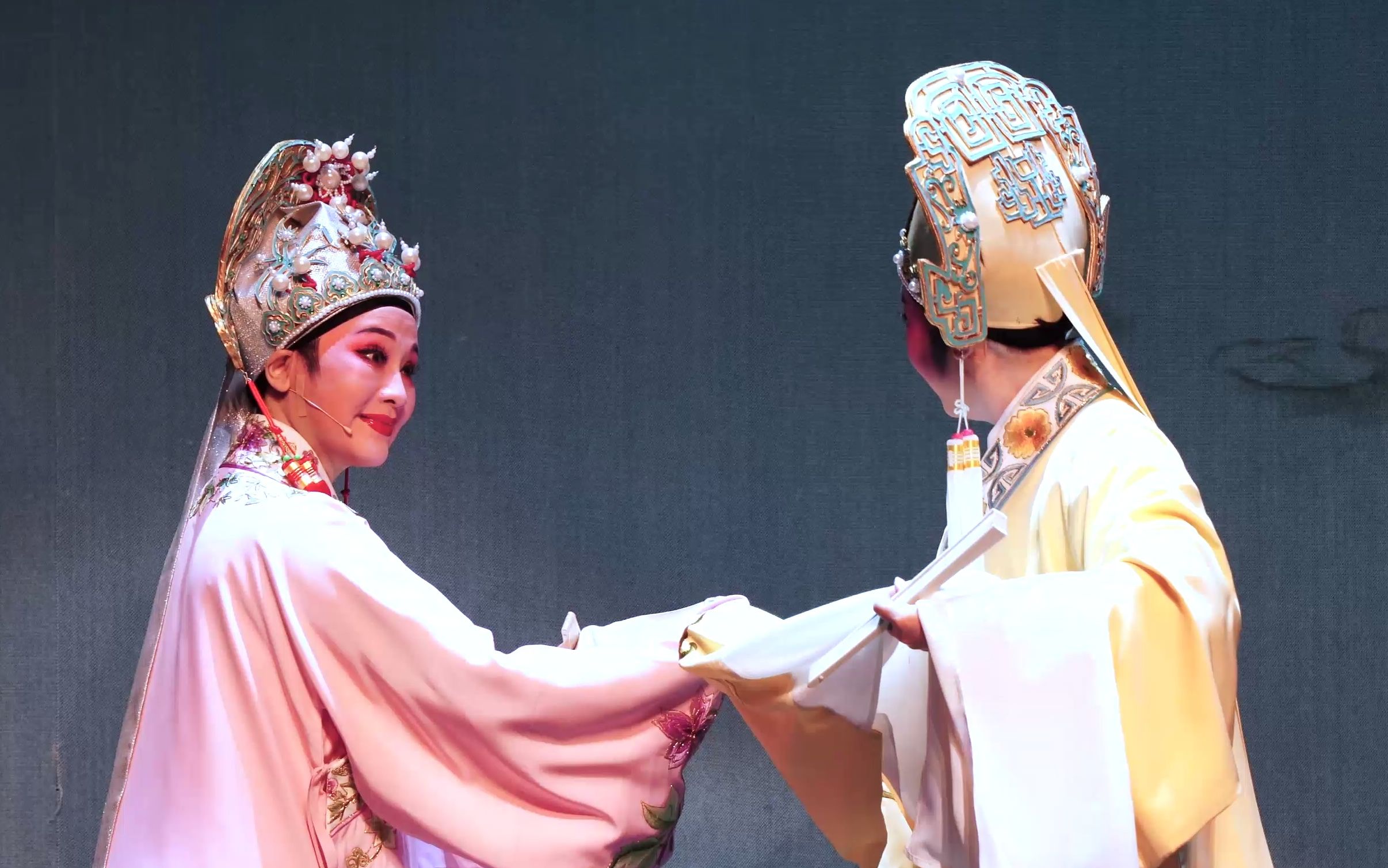 方亚芬20210508保利城市剧院梁祝之草桥结拜