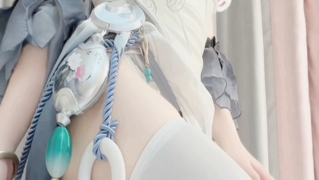 公孙离 cos