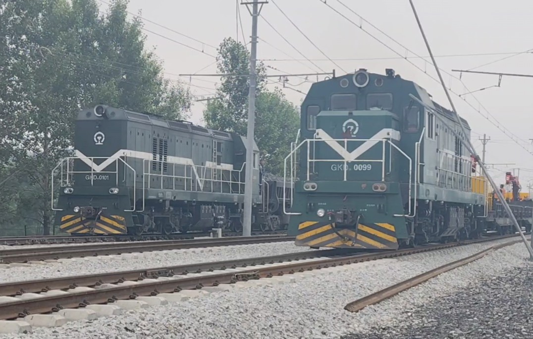 【顺道发现】鹤岗煤矿专用的gkd1a型内燃机车