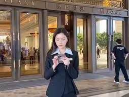 实拍澳门银河年薪几百万的美女公关，身材气质真好
