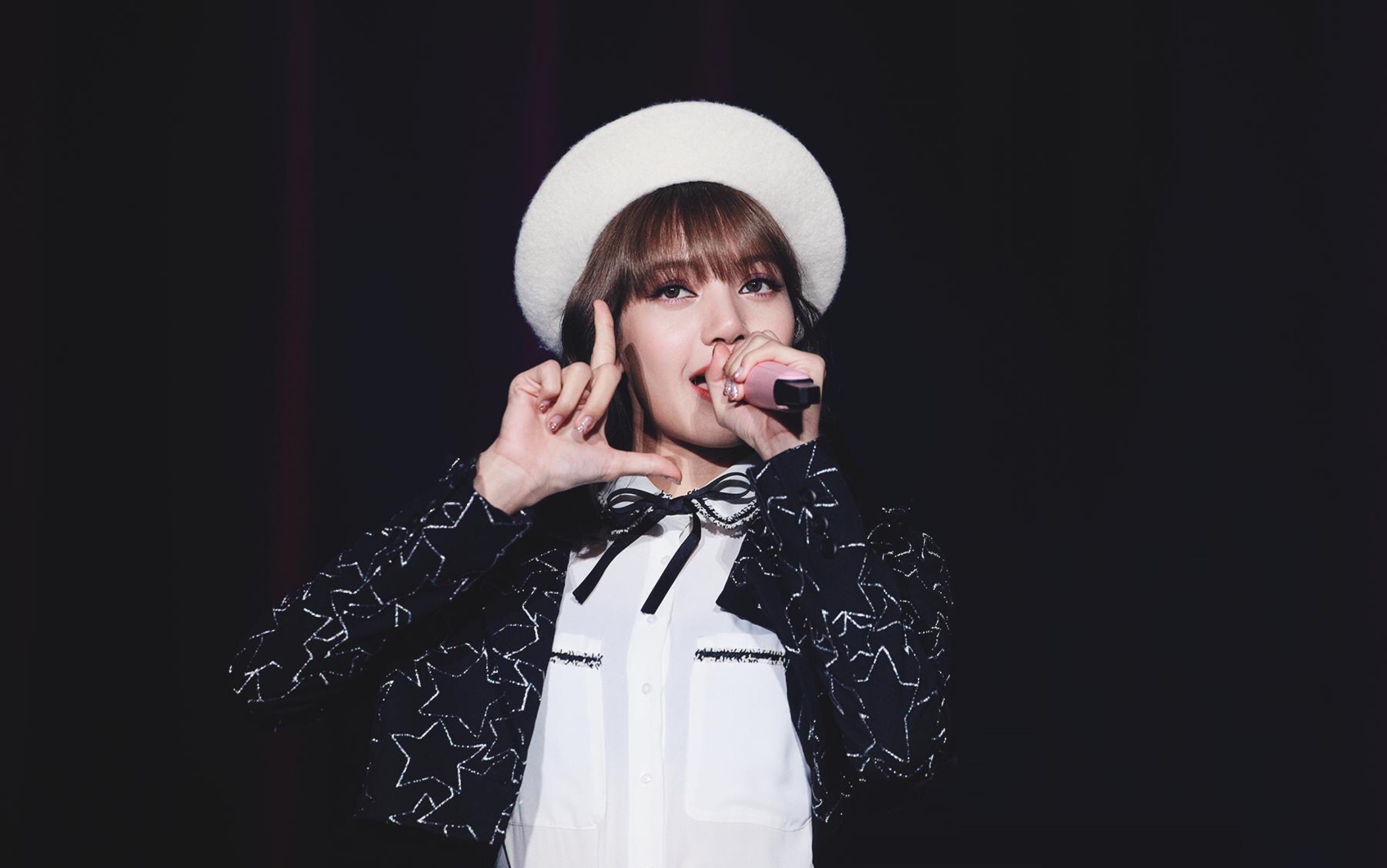 blackpink lisa l-o-v-e (nat king cole cover) 小莎新鲜百万直拍!