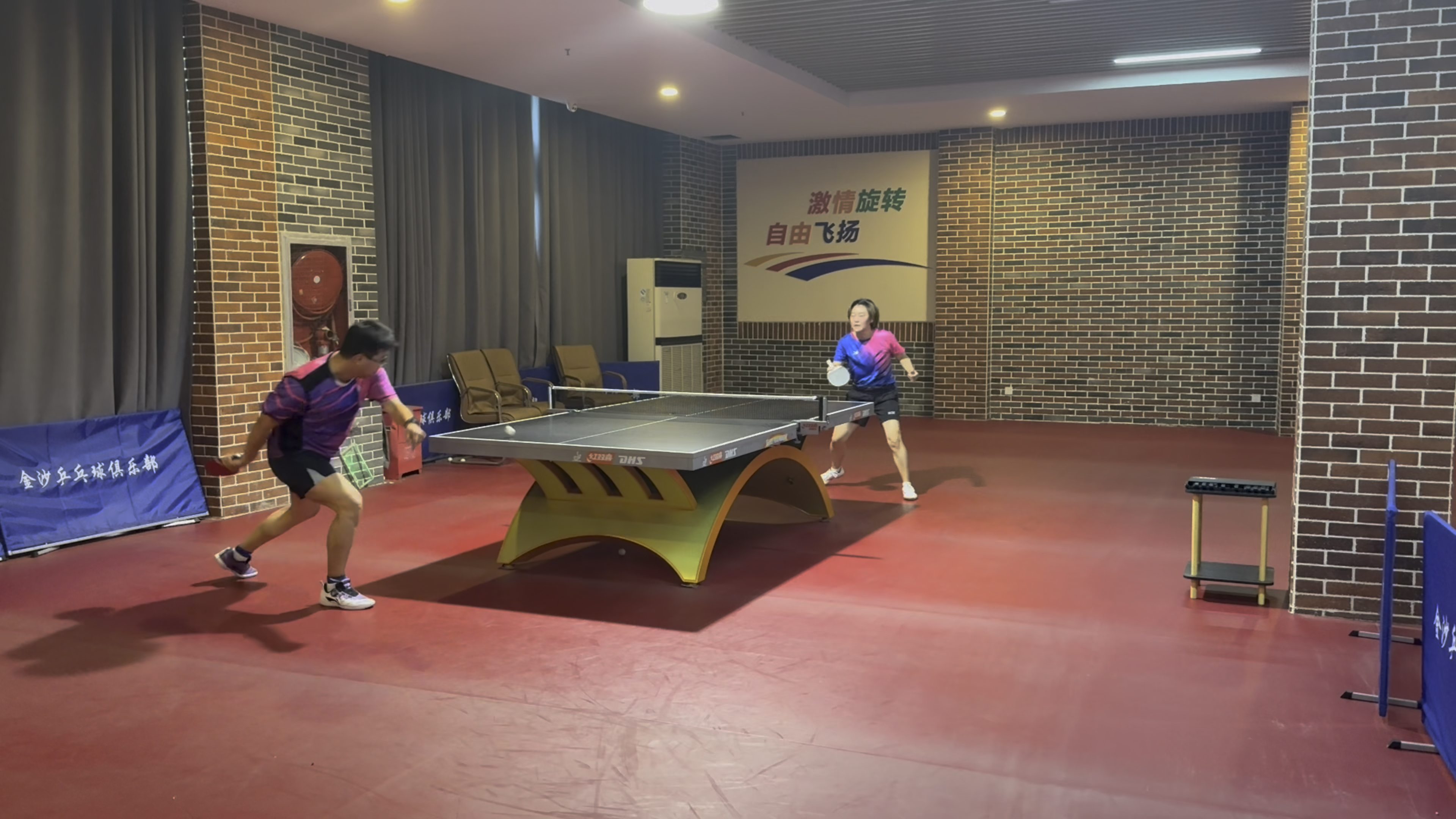 江阴小马龙vs女子传统直拍高手