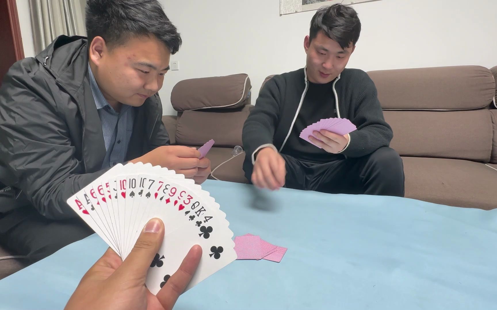 花样三人扑克牌第21期:自己把自己玩坏了,真的留着过年吗?