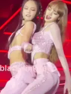 Download Video: Jenlisa科切拉贴身互扭!值得反复观看的一段!#jenlisa #jennie #lisa #科切拉 ##sexygirl