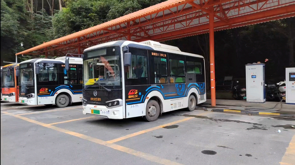 【公交拍摄时间】梧州公交万达专线6(四恩寺66万达广场)双向行车