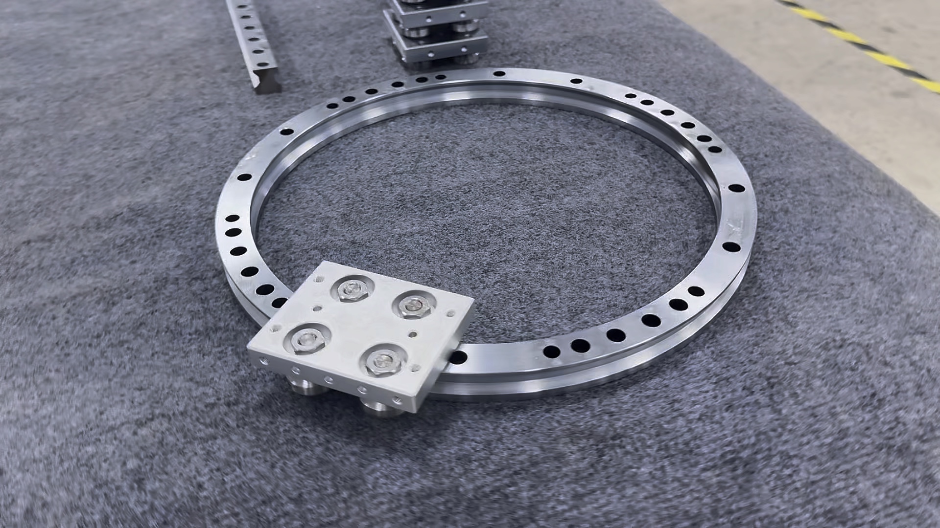 直径300圆弧导轨滑块,尺寸可定制,源头厂家型号齐全