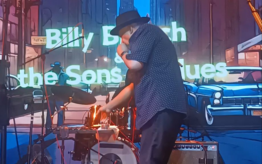 【音乐】三分钟,零距离感受布鲁斯大师的魅力!