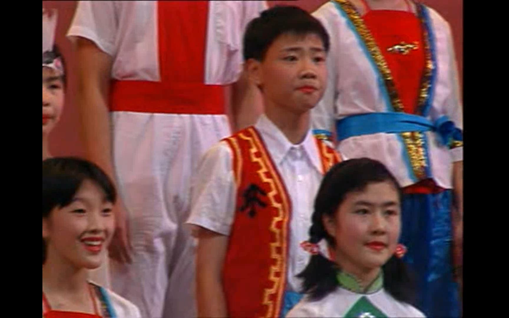 [图]【广州市小云雀合唱团】摘菜调（贵州民歌，1997年）