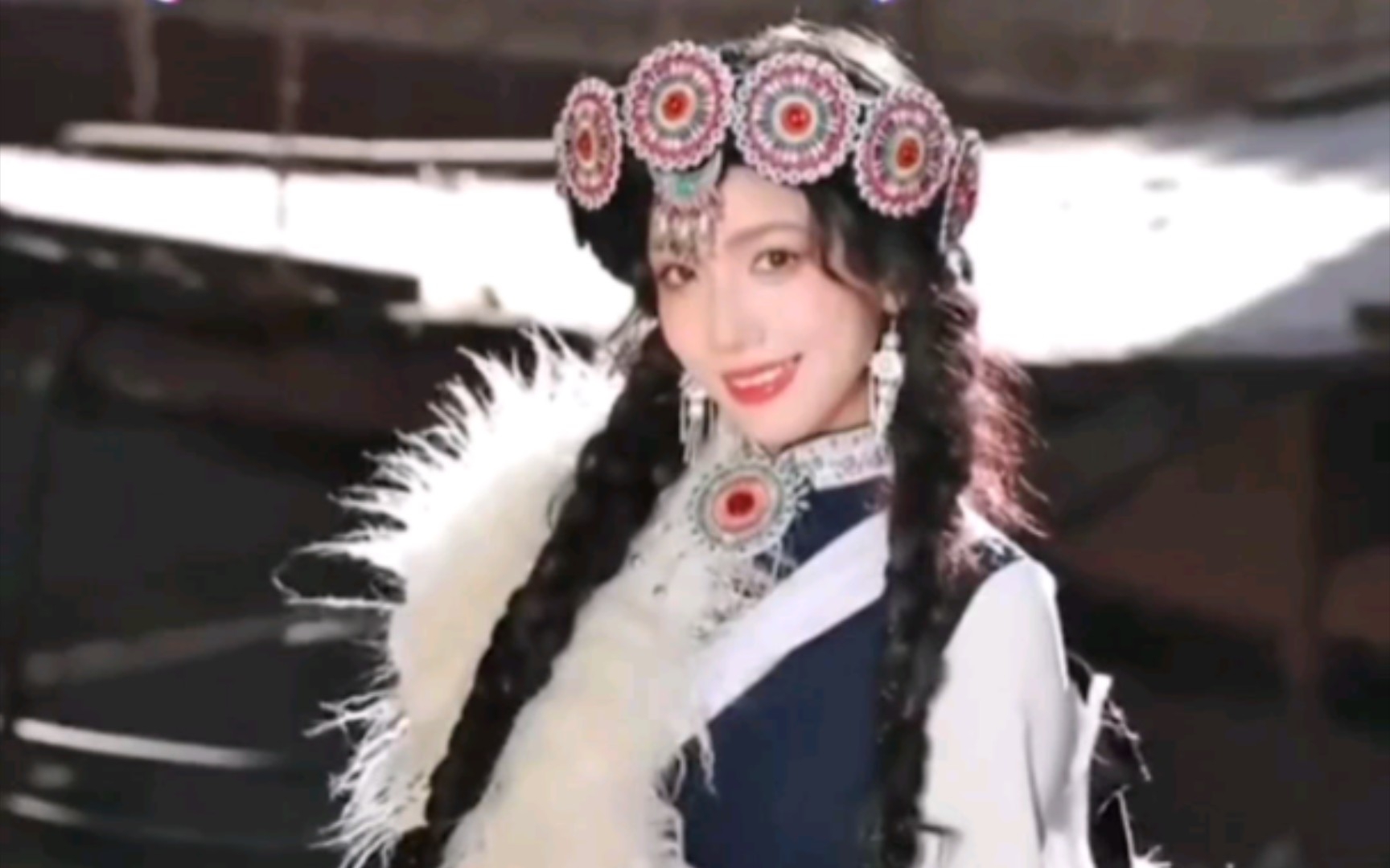 勾栏听曲:爱我中华,五十六个民族全变身-评书故事会-评书故事会-哔哩哔哩视频