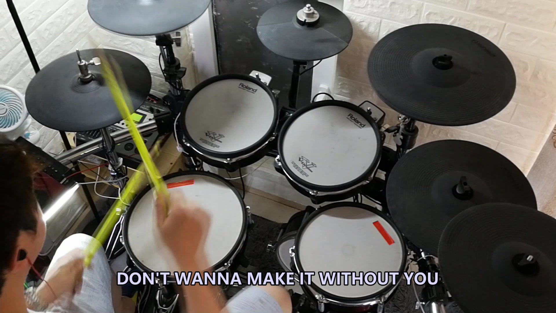 [图]【Drum Cover】BEYOND:《We Don't Wanna Make It Without You》