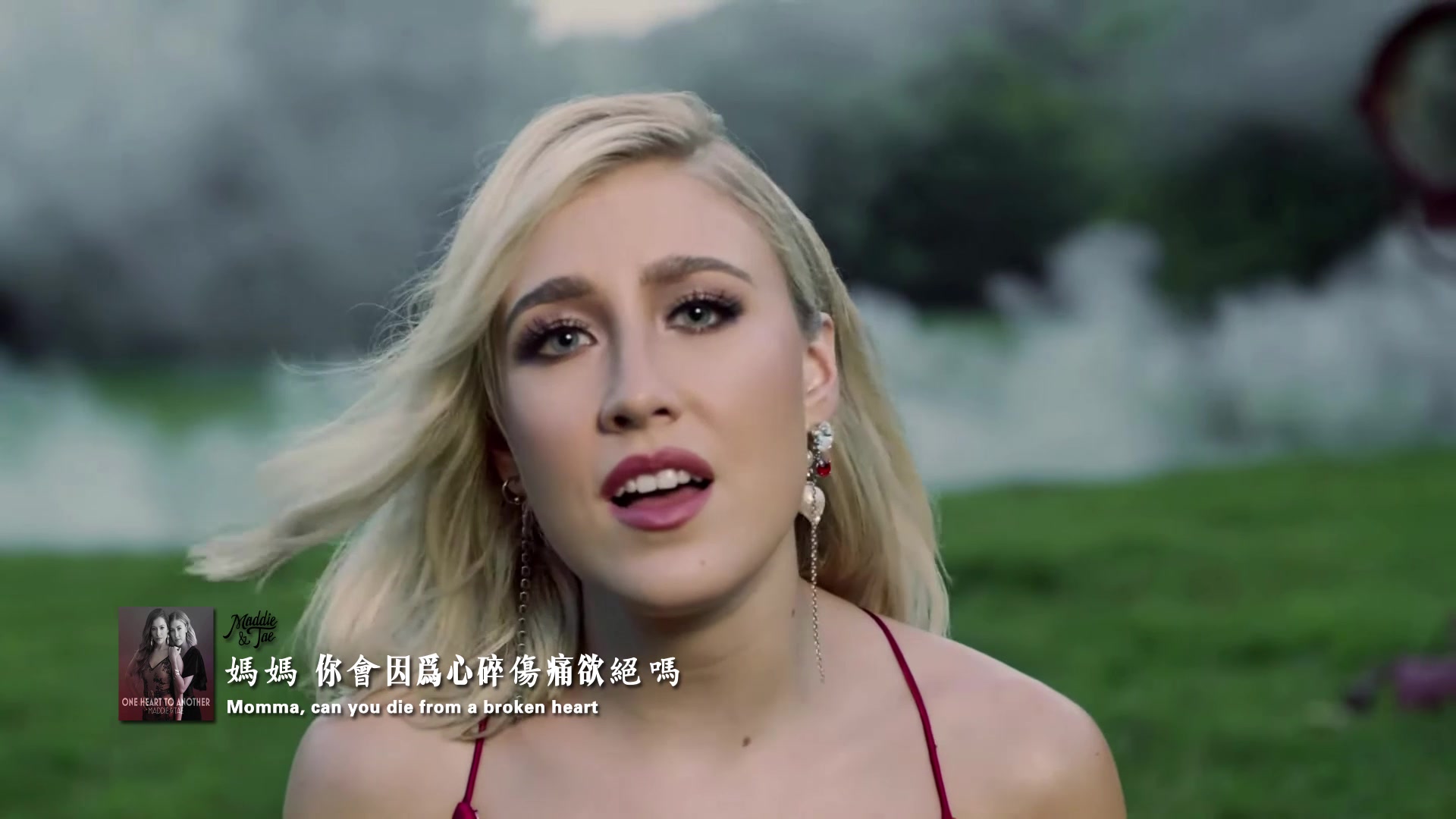 [图]Maddie & Tae - Die From A Broken Heart 中英字幕