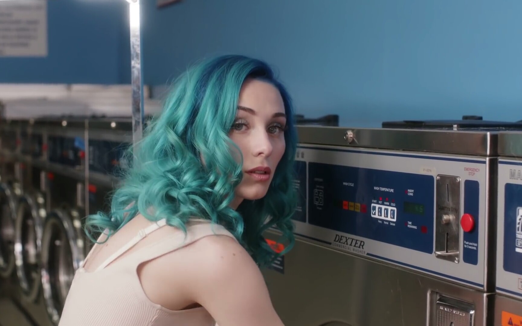 jaira burns - high rollin 官方mv