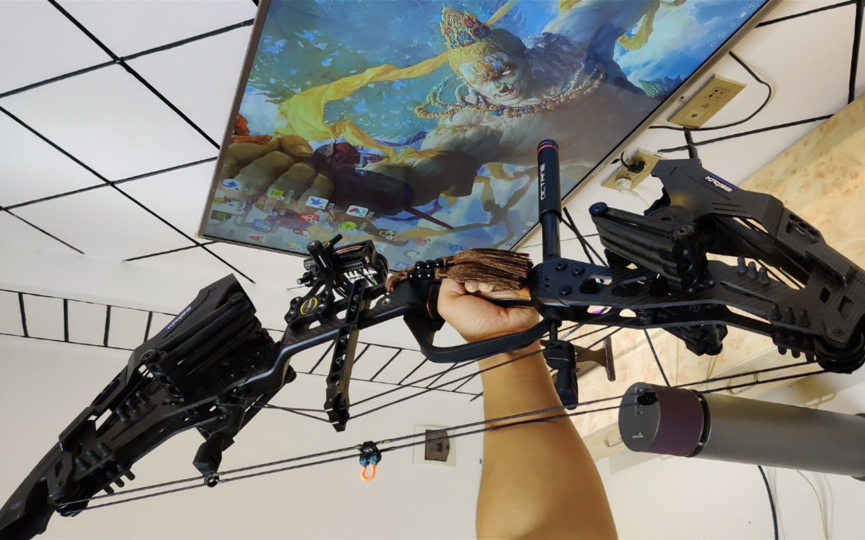 掠食者复合弓,4k60fps超高清鉴赏,全碳纤维弓身铸就!