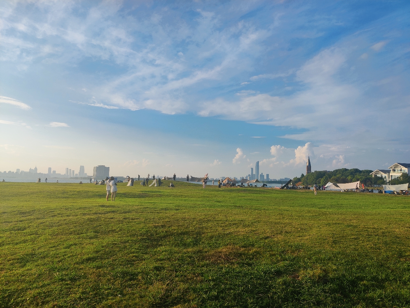 苏州半月湾一棵树营地,风景宜人