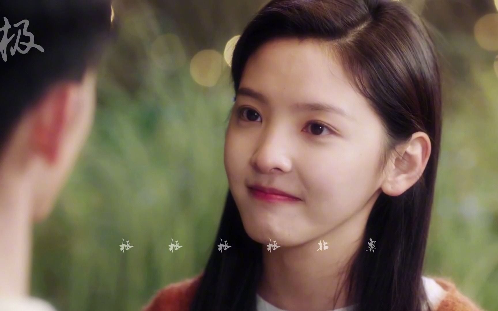 【章若楠】娱乐圈少见的氧气美女!好有灵气的一张脸