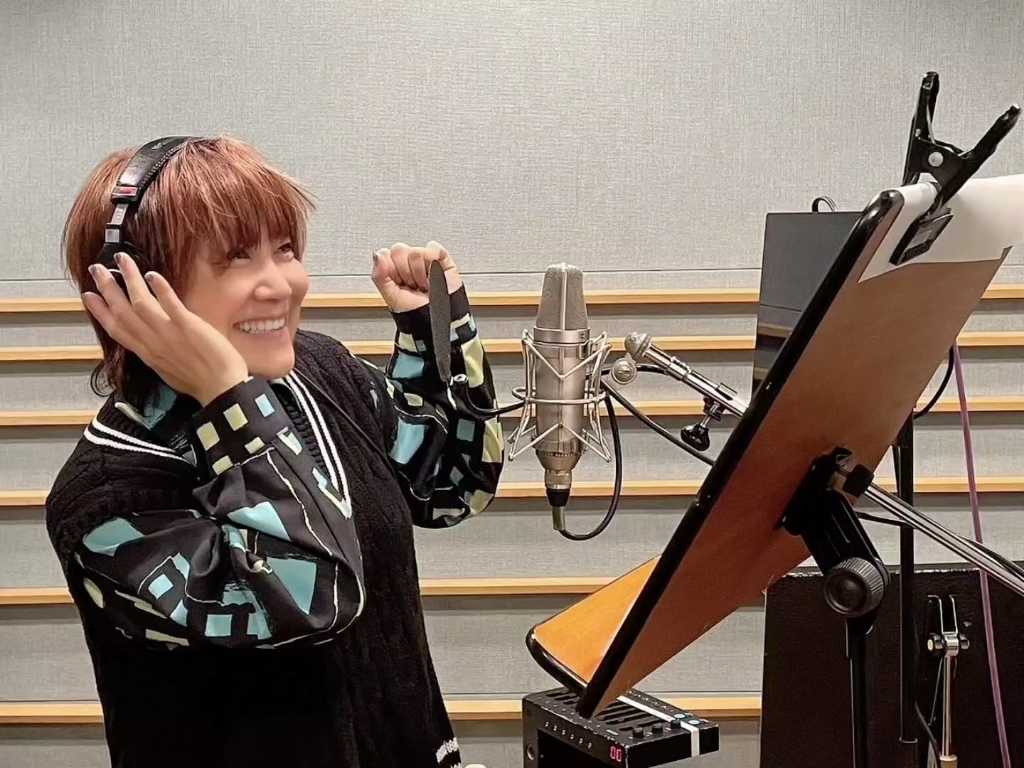 爆上战队奔奔者 声优:松本梨香智爷 配音中