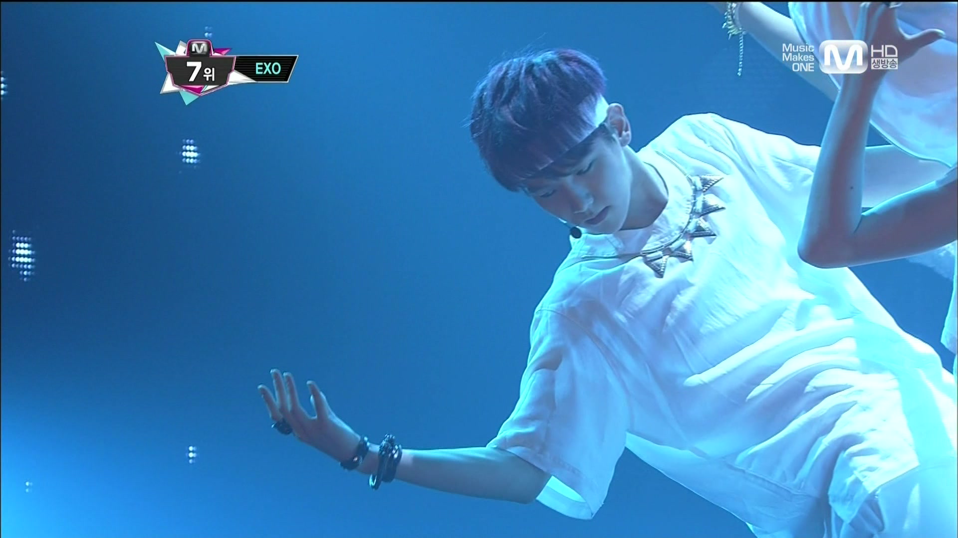 【exo】狼与美女 wolf 合集