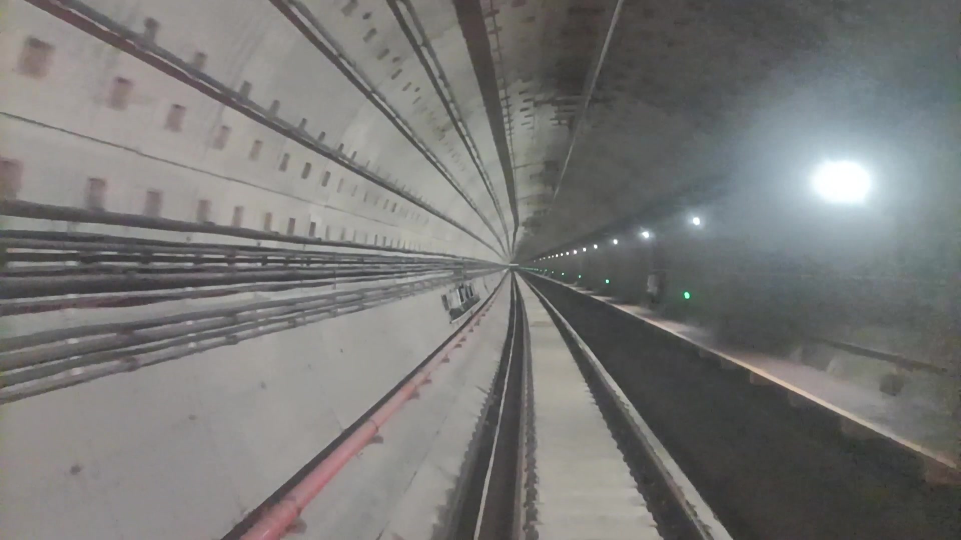 上海地铁15号线吴中路-铜川路车尾展望