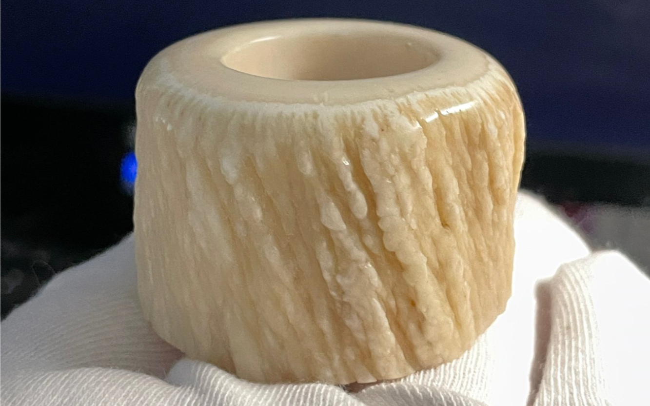 独角鲸玉化皮原皮扳指,58克,内径22.1-44.9-29.5mm