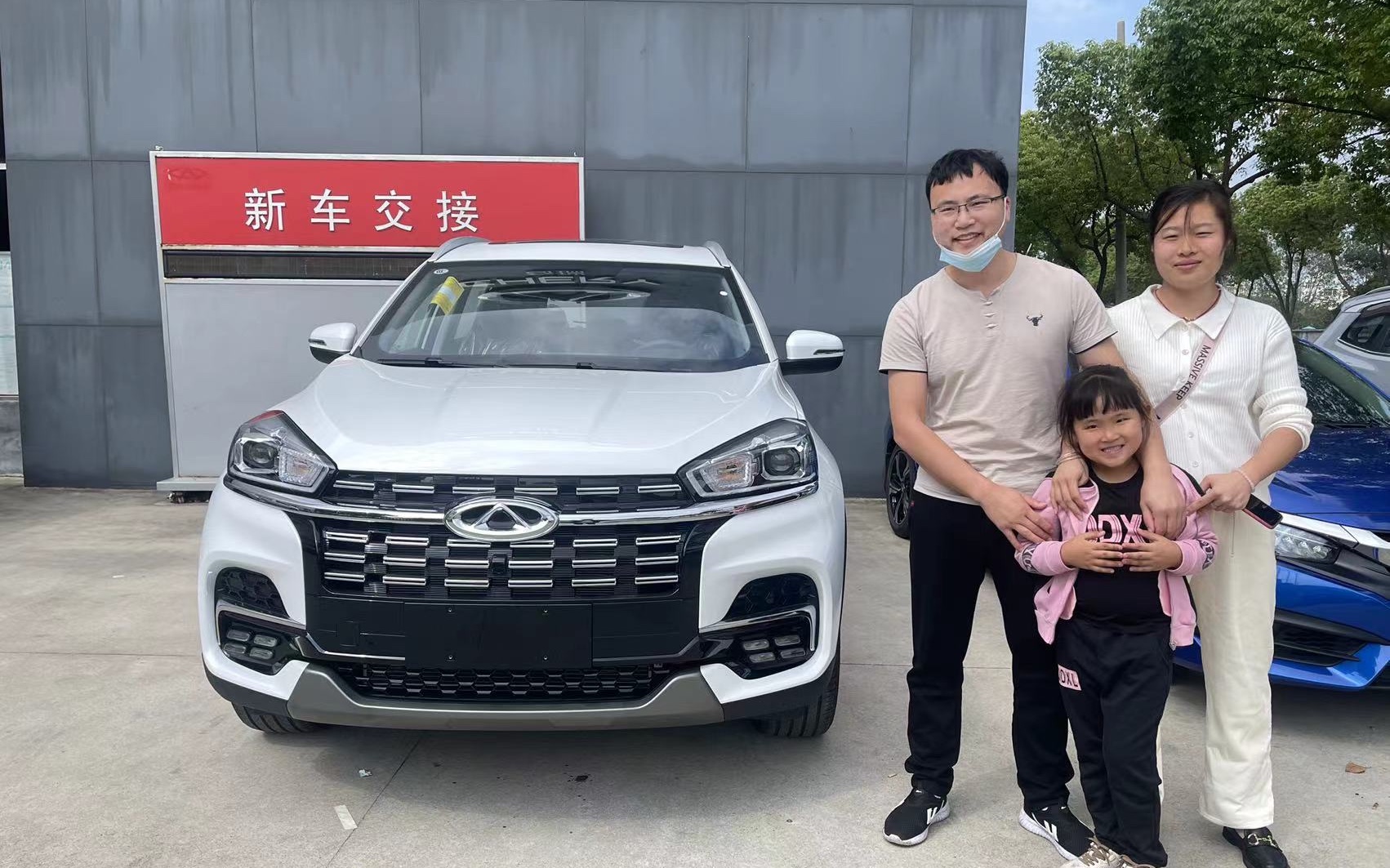 [图]新车8万多，7座SUV，夫妻俩月供2千，喜提新车，这车怎么样？