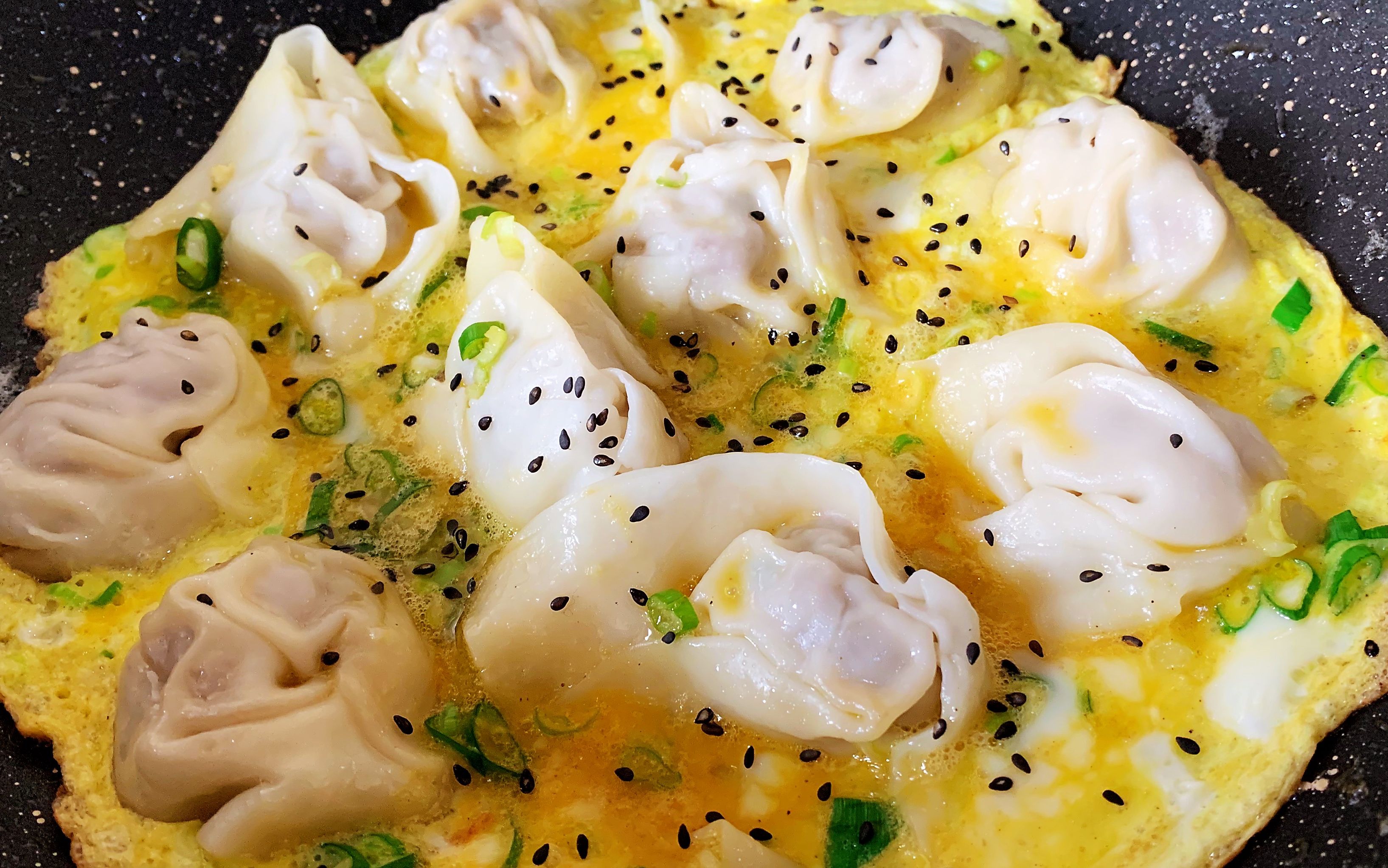 简单方便的早餐换着花样吃,特色蛋包馄饨一学就会,好吃又美味!