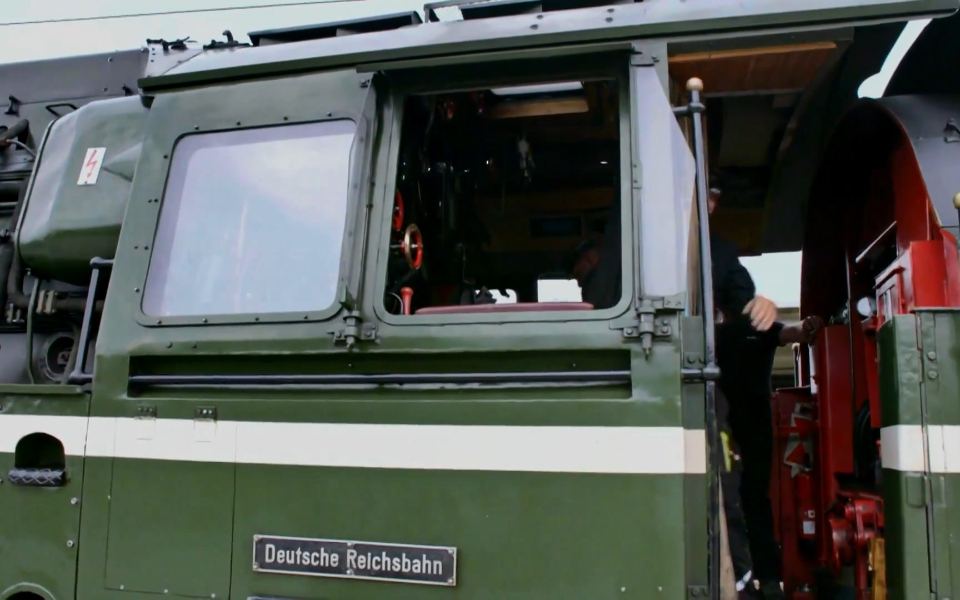 世界上最快蒸汽机车dr18201仍在运行!每三年要彻底检修!