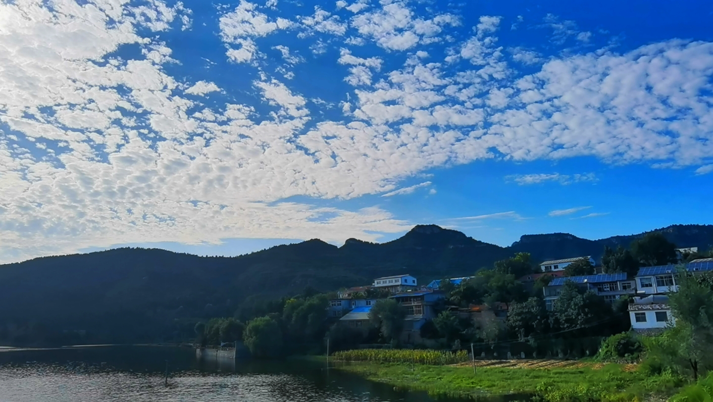 济南南部山区景色图片