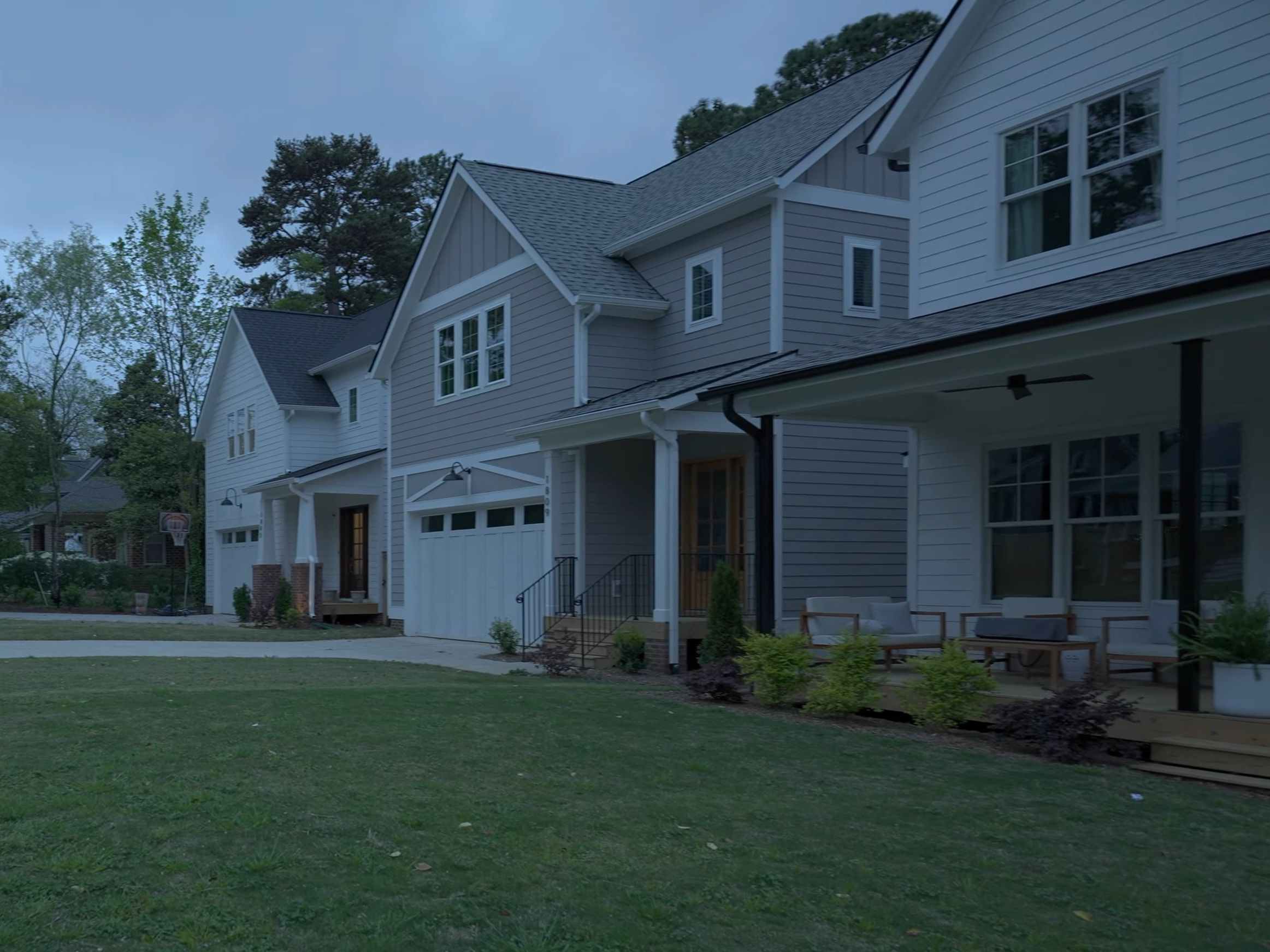 傍晚漫步北卡罗来纳州的社区,这是什么档次的社区!