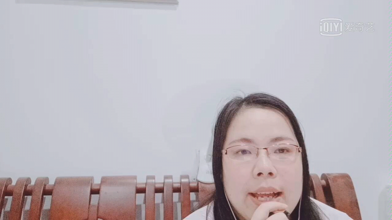 [图]【青春有你2 reaction】《敲敲》公演舞台 收到漂亮妹妹们的甜蜜告白信了吗？