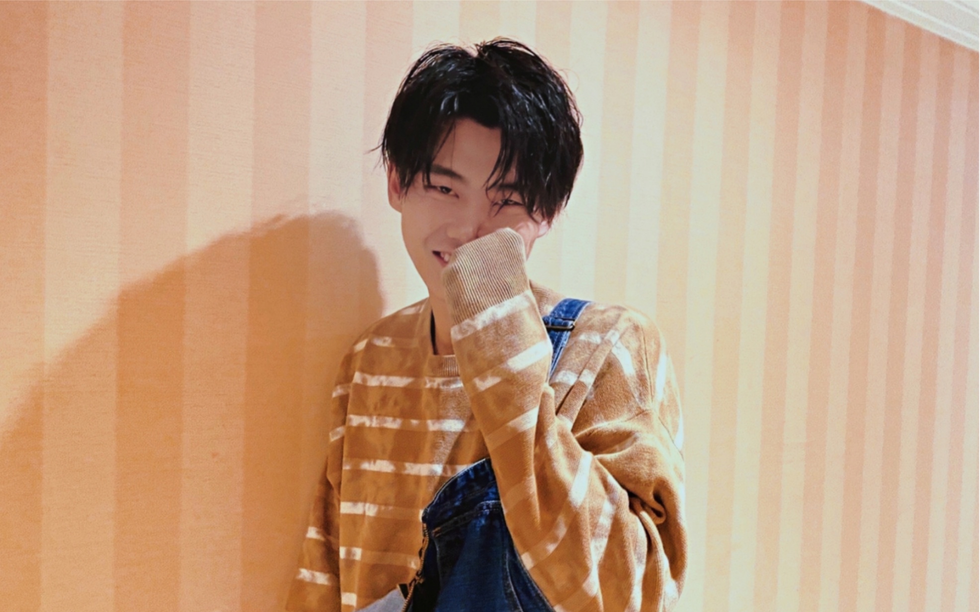 沙一汀被当面问你真的把自己当男明星了?