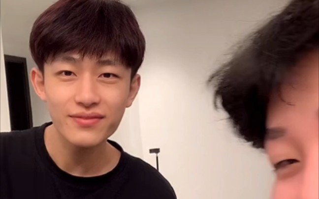 串门儿的王剑老王!(还好ks有回放!