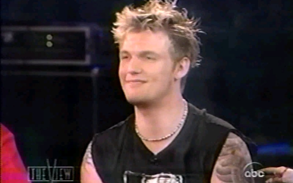 [图]【经典现场】Nick Carter - Do I have to Cry For You Live 2002