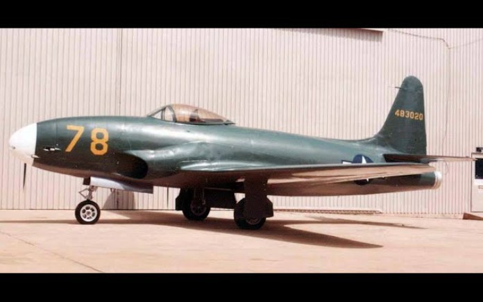 中字有关喷气式战斗机p80流星在二战里的故事