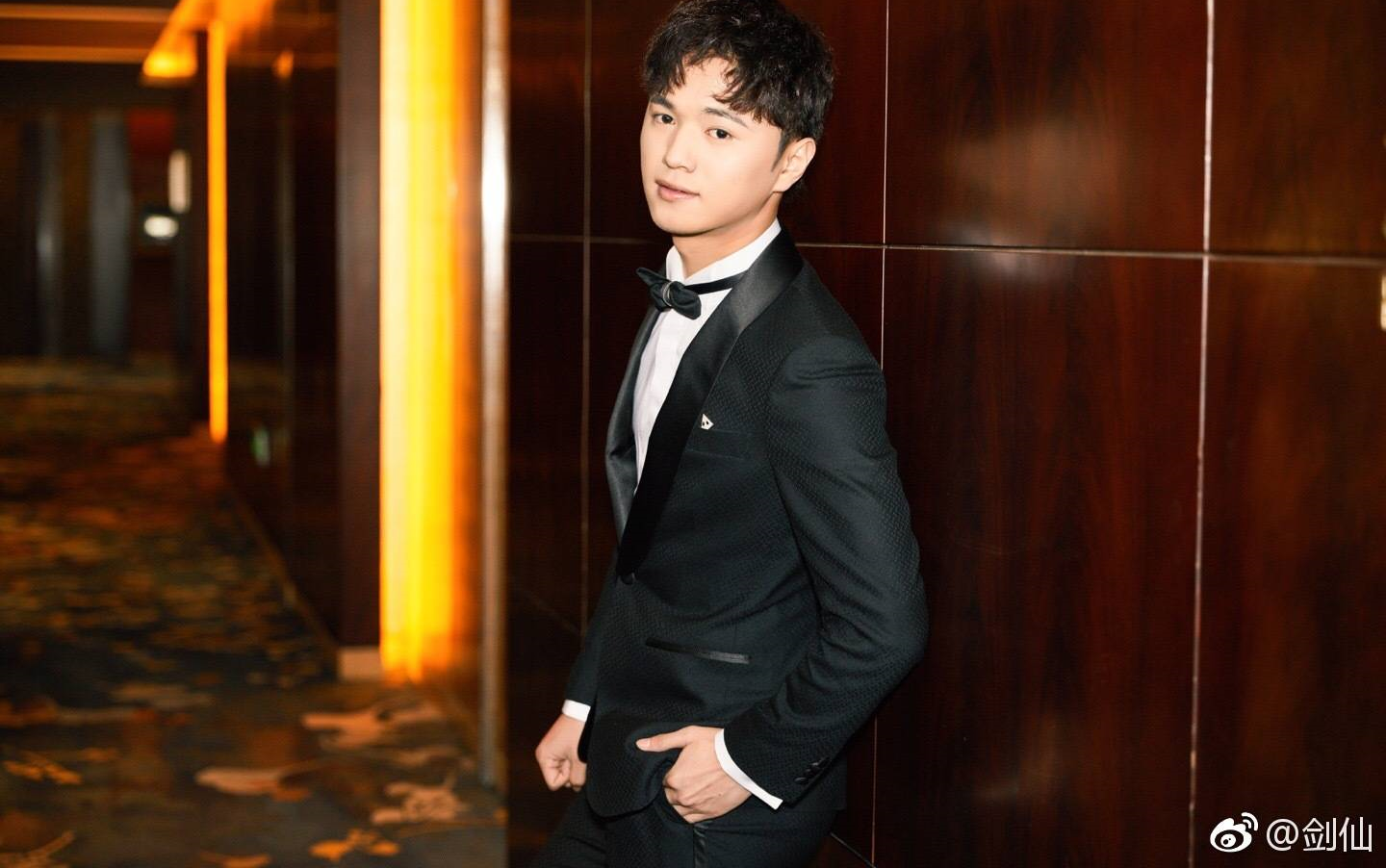 主播mds剑仙王者荣耀主播剑仙参加在北京的2017v影响力峰会游戏红人秀